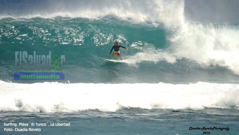 Playa El Tunco, departamento de La Libertad, El Salvador